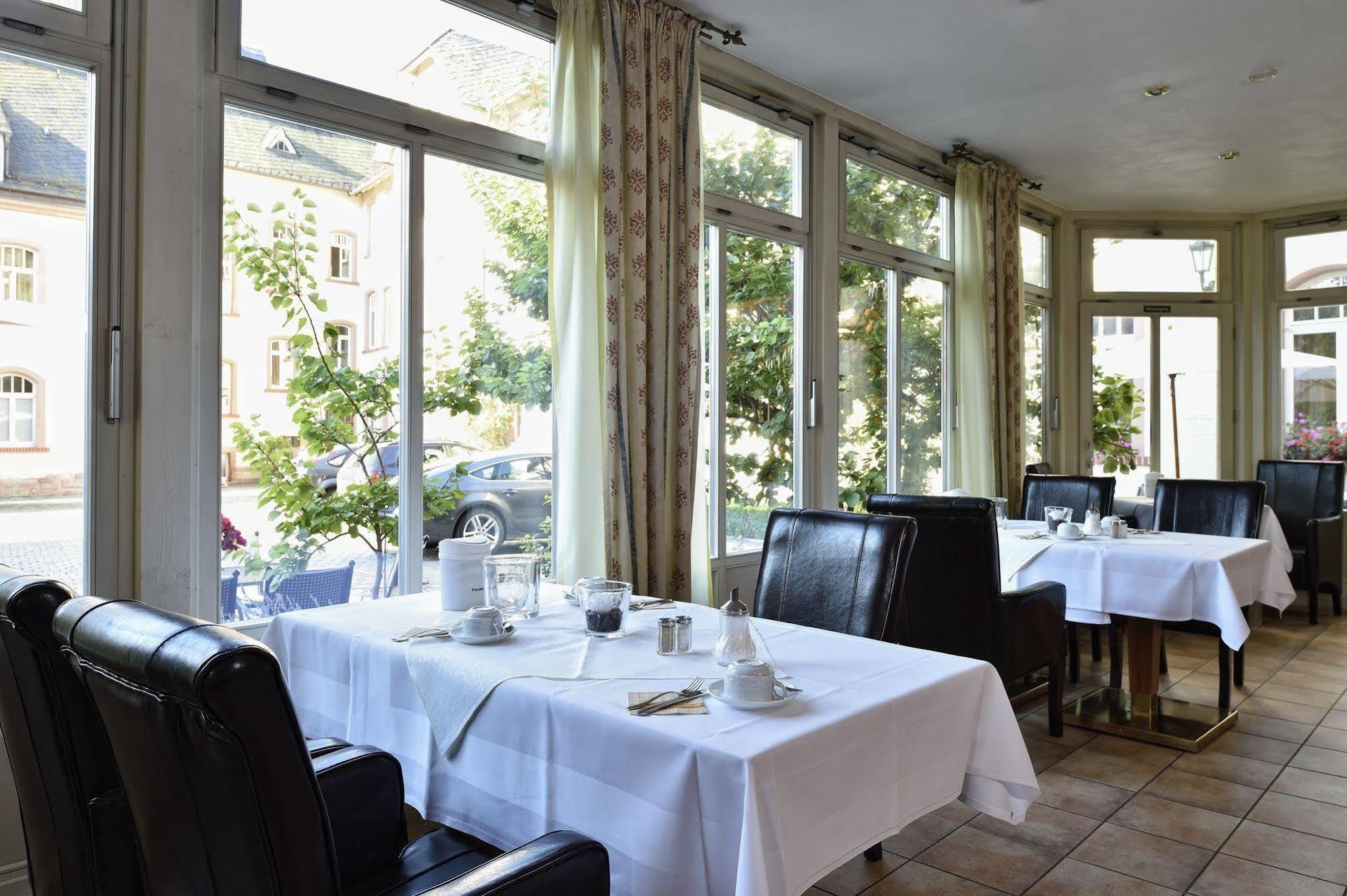 Hotel Graf Von Mansfeld Lutherstadt Eisleben Ngoại thất bức ảnh