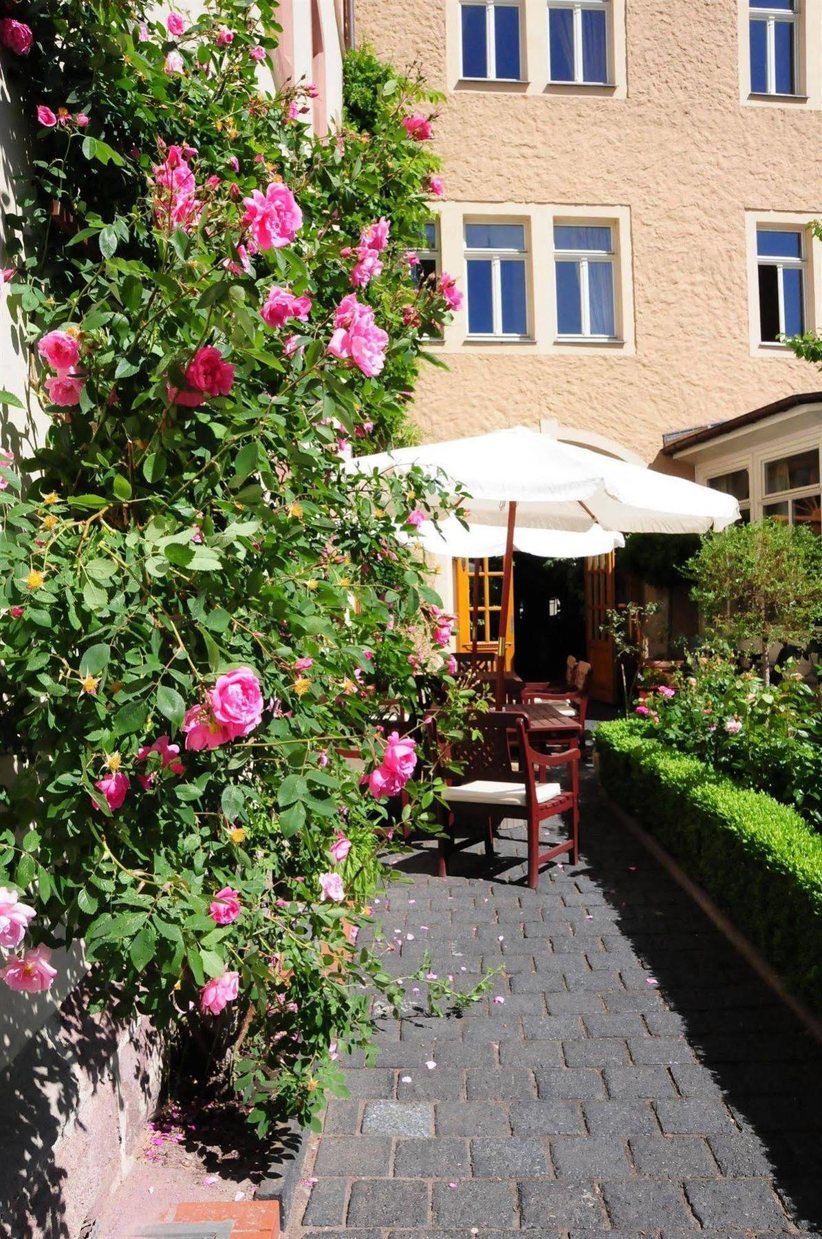 Hotel Graf Von Mansfeld Lutherstadt Eisleben Ngoại thất bức ảnh